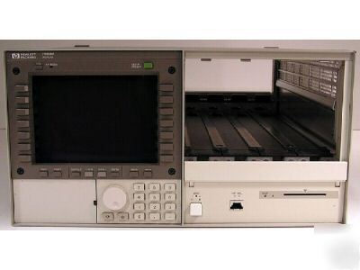 Hp agilent 70004A color system display mainframe