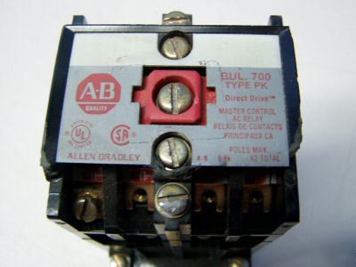 Allen bradley relay contact m/n: 700-PK800A1 - used