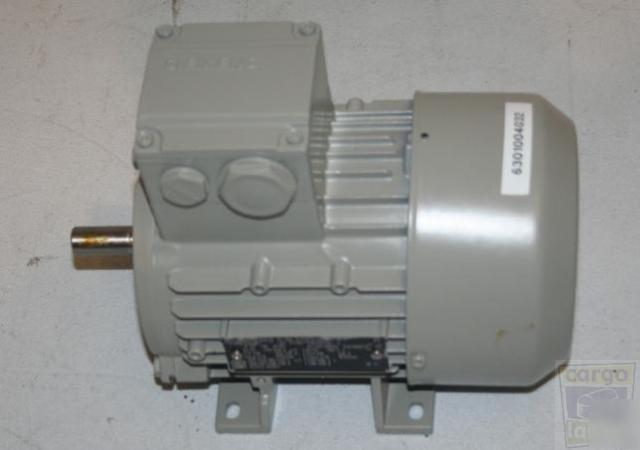 Siemens ud 0706/70613452-3 1/2 hp .43KW electric motor