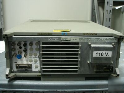 Agilent / hp 8644B high-performance signal generator
