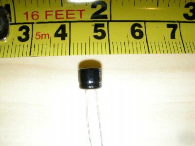 Electolytic 100UF 16V capacitor (100 pieces) 6MM x 5MM