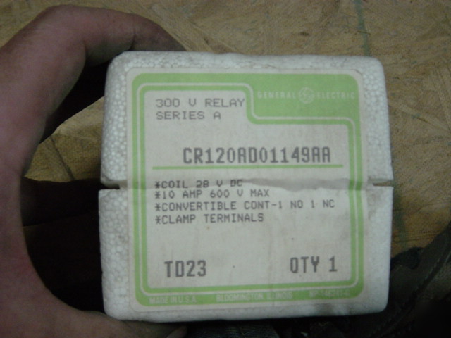 Ge CR120AD01149AA 300V relay series a