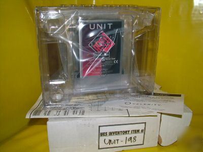 Unit ufc-8565 digital ultraclean metal seal he 10 slm *