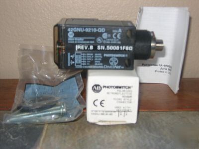 Allen bradley 42GNU-9210-qd photoelectric sensor