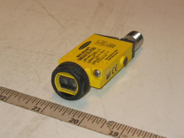 New banner mini-beam retroreflective sensor SM2A312LVQD