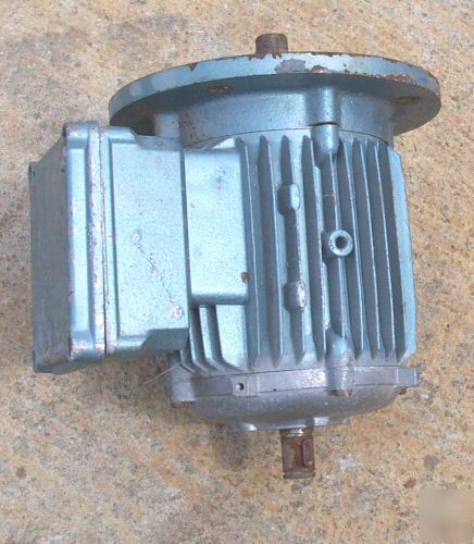 Electric motor 480 volt approx 1 hp approx 3/4