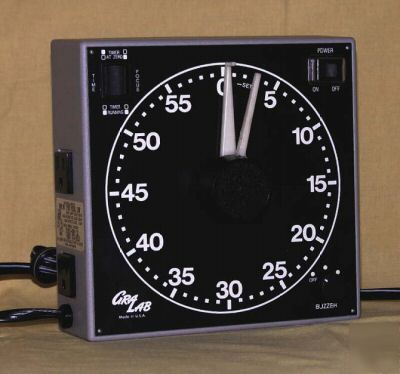 Gralab 300 electro/mechanical darkroom/enlarger timer