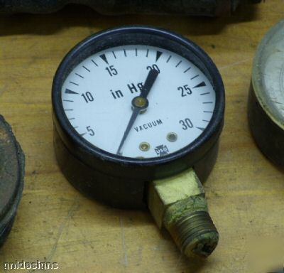 17PC lot vintage usg vacuum gauges w/valves & fittings 