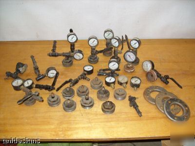 17PC lot vintage usg vacuum gauges w/valves & fittings 