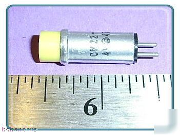 Cml (4 volts) yellow bi-pin cartridge lamp