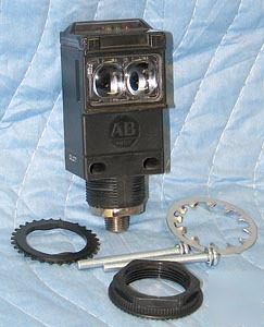 Allen-bradley 42GRPU-9040-qd photoswitch laser sensor