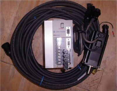 Allen bradley 2098-dsd-010X with cables & motor *lnc*