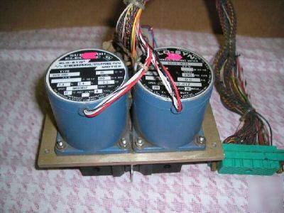 (2) slo-syn synchronous stepping motor SS25-1028