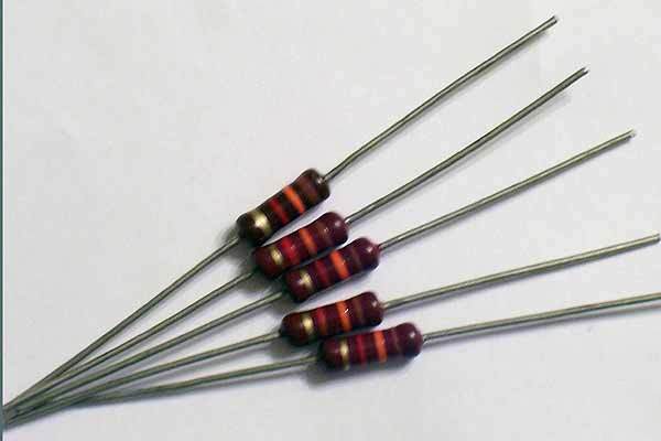 25) 1.3K ohm 1/2W piher hi-q carbon film resistors 5%