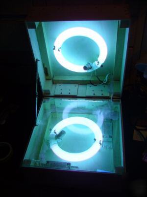 Bromografo per realizzare circuiti stampati doppia facc