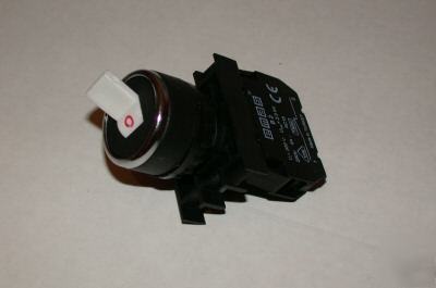 22MM toggle switch with 1 contact block