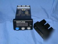 935A watlow controller 935A-1CC0-000R 