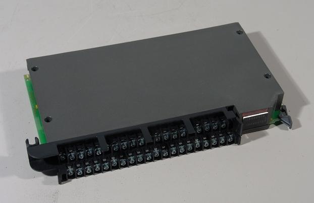Allen bradley isolated input module 1771-ID16 a