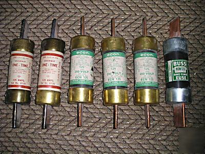 Lot of 6 125A 250V fuses