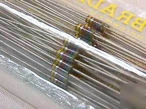 100 ab 560 ohm 1/8W 10% carbon comp resistors