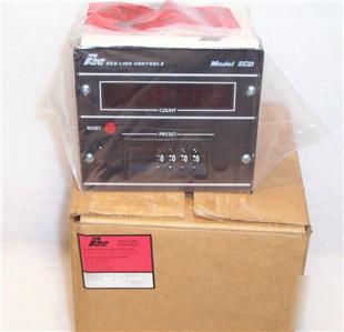 Red lion SCD00400 10 khz presettable counter nos