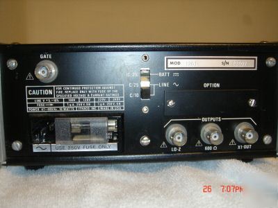 Ithaco 1201 low noise pre-amplifier with manual