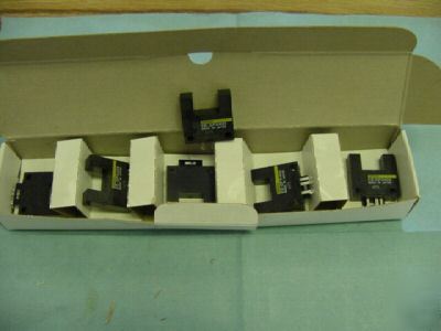 Lot of omron model: ee-SPX403 photomicrosensors, 6 
