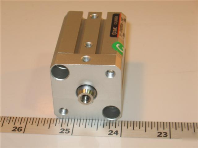 New smc pneumatic compact cylinder 11-CDQSB20-15D