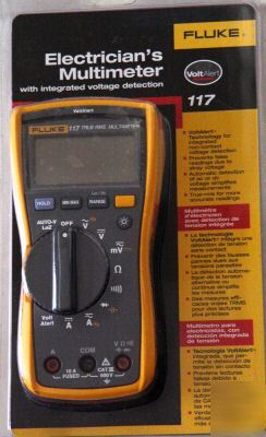 New fluke electrical meter 117 true rms multimeter * *