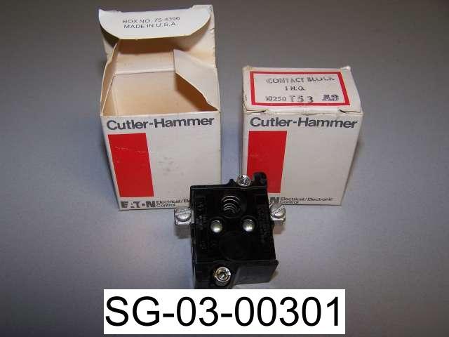 New cutler hammer 10250T53 1 n.o. contact block (2) 