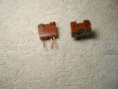 New transistor socket 3-pin inline lot of 2 nos cinch