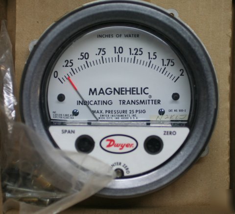 New dwyer model 605-2 1W419 magnehelic transmitter gage 