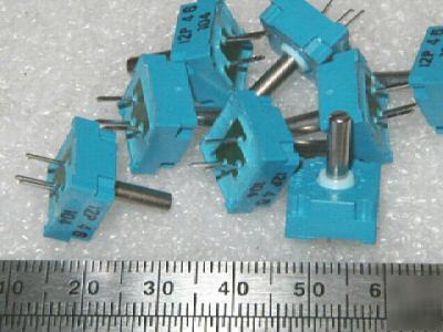 Tocos 100K ohm trimpots with metal shafts (20 pcs)