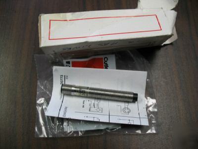Cutler hammer E57LAL12T111ED proximity switch - nos