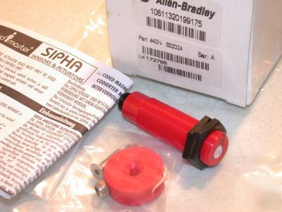 3 allen bradley interlock sensor & actuator 440N-S32024