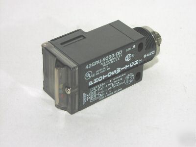 Allen bradley 42GRU-9002-qd photoswitch 42GRU9002QD 1YR