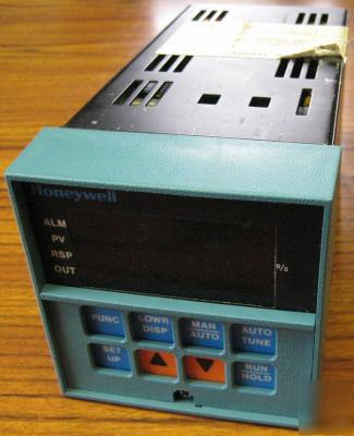 Honeywell UDC3000 DC3002 udc-3000 versa-pro controller