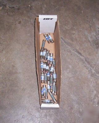 New lot of 31 buss min fuses min-10 min-5 min-1 min-2