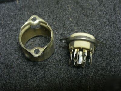 Socket,plug-in electronic components 