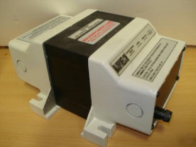 New MAJOR1IT500VA insolating transformer 0.5KVA 120/240