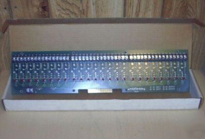 Opto 22 -- PB24 -- i/o mounting rack