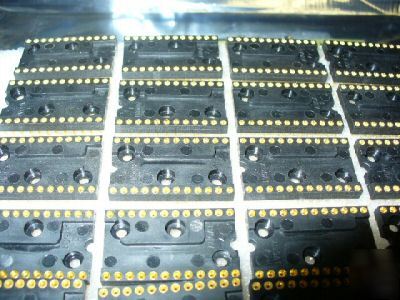 Socket,plug-in electronic components 