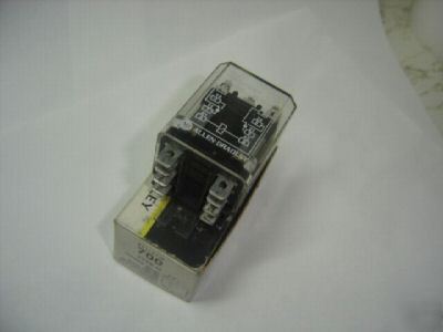 Allen bradley 700-HHF62A1 ty h control relay ser a 