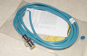 New turck proximity sensor BI2-G12-Y1X 8.2VDC