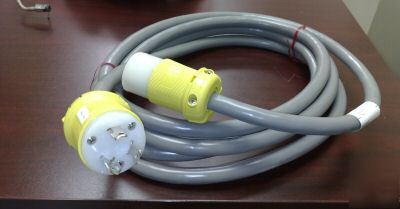 *hubbell 30A/250V twist-lock male/female power cord*