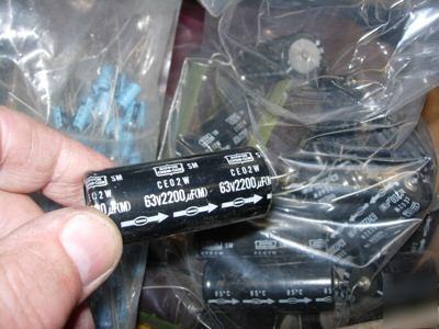 Axial electrolytic cap 4.7 470MFD 10-50V over 3800PC