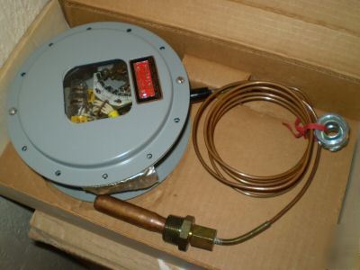 Mercoid remote bulb temperature control daw-38-156-7A