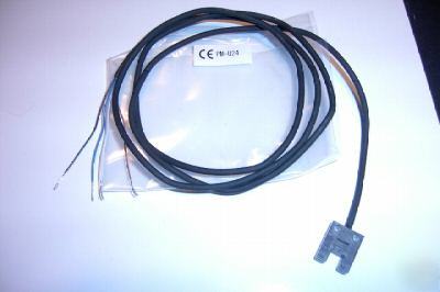 Sunx micro photoelectric sensor pm-U24