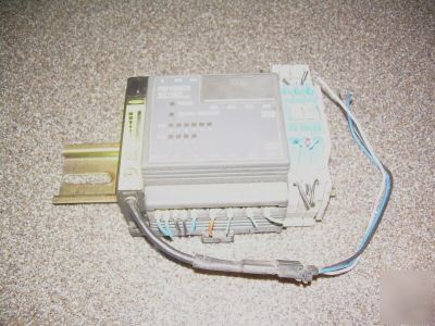 Keyence kv-10R plc processor with banner sensor