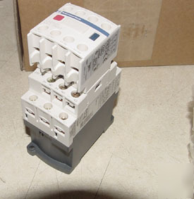 New telemecanique control relay CAD72REQ3828G5 